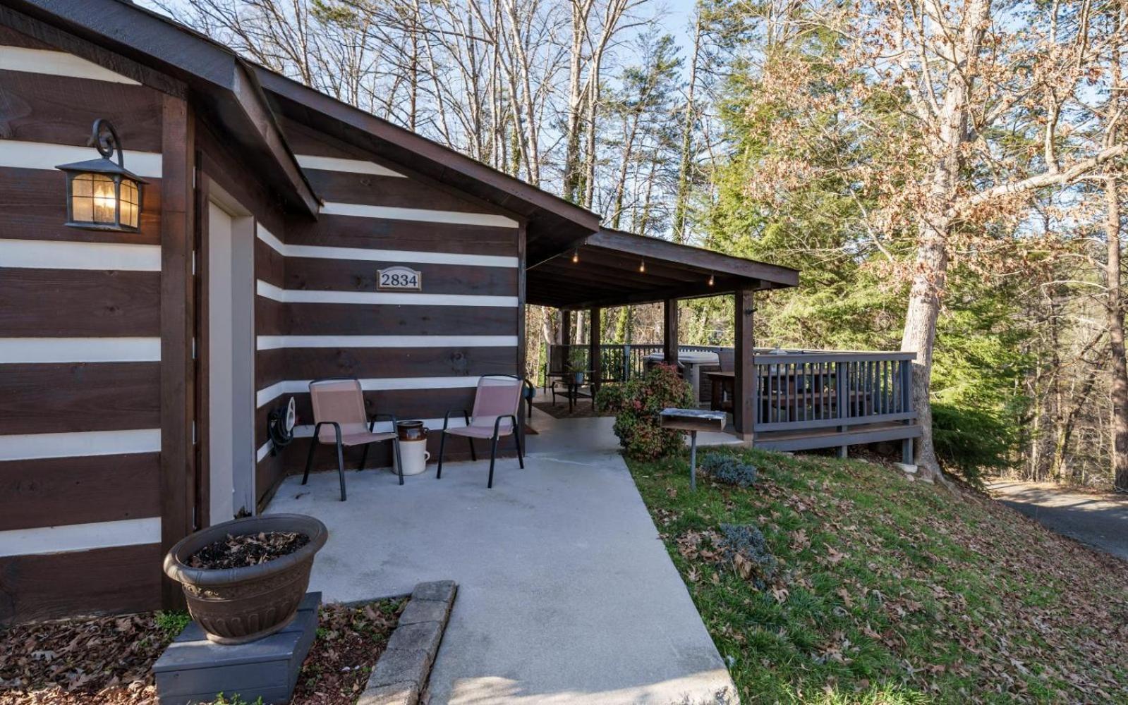 Wooded Bliss Hot Tub Single Level Cabin With No Steps Rocking Chairs And Wooded Views Pigeon Forge Exterior foto